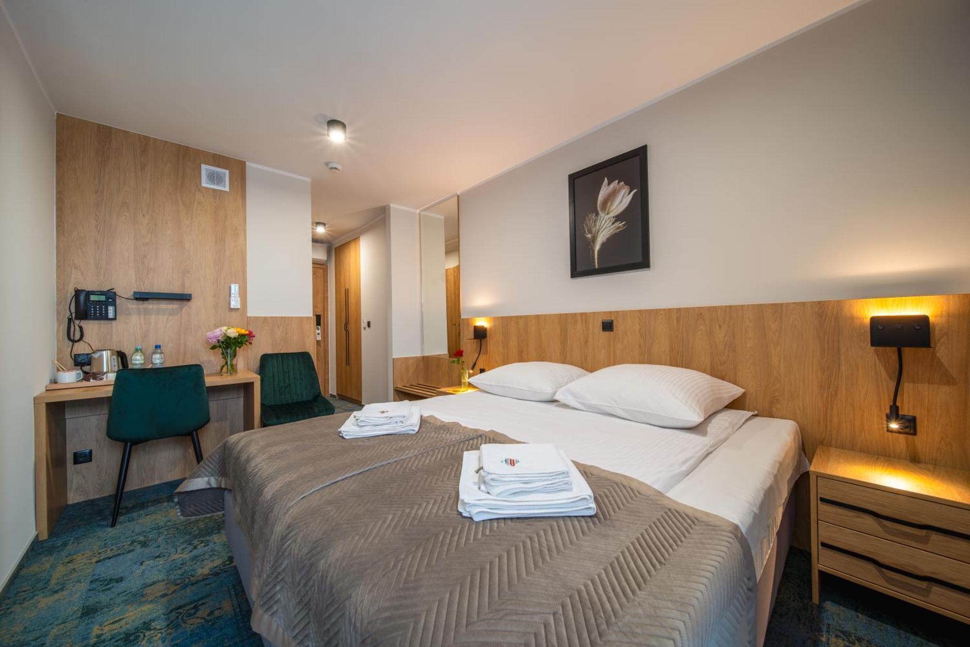 Gromada Hotel 3*